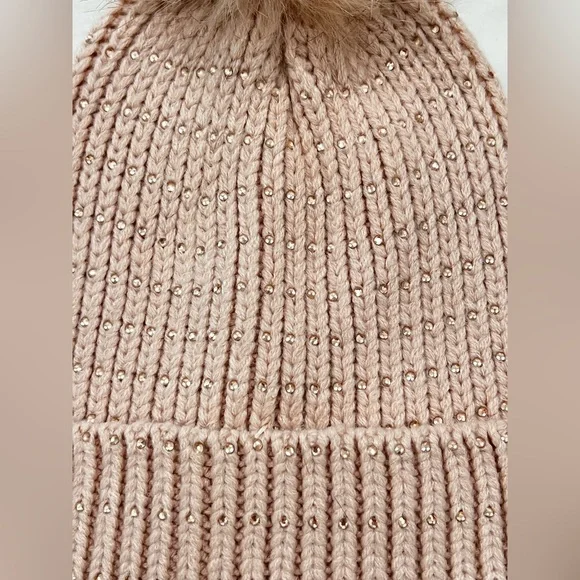 Ann Taylor blush pink crystal knit beanie - Picture 3 of 4